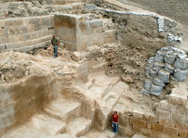 Restos de la muralla descubierta en Jerusalén durante los trabajos de excavación